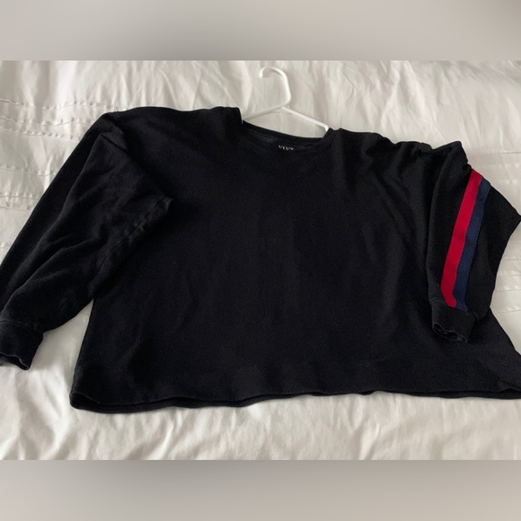 Sweatshirt by Velvet - Picture 1 of 3